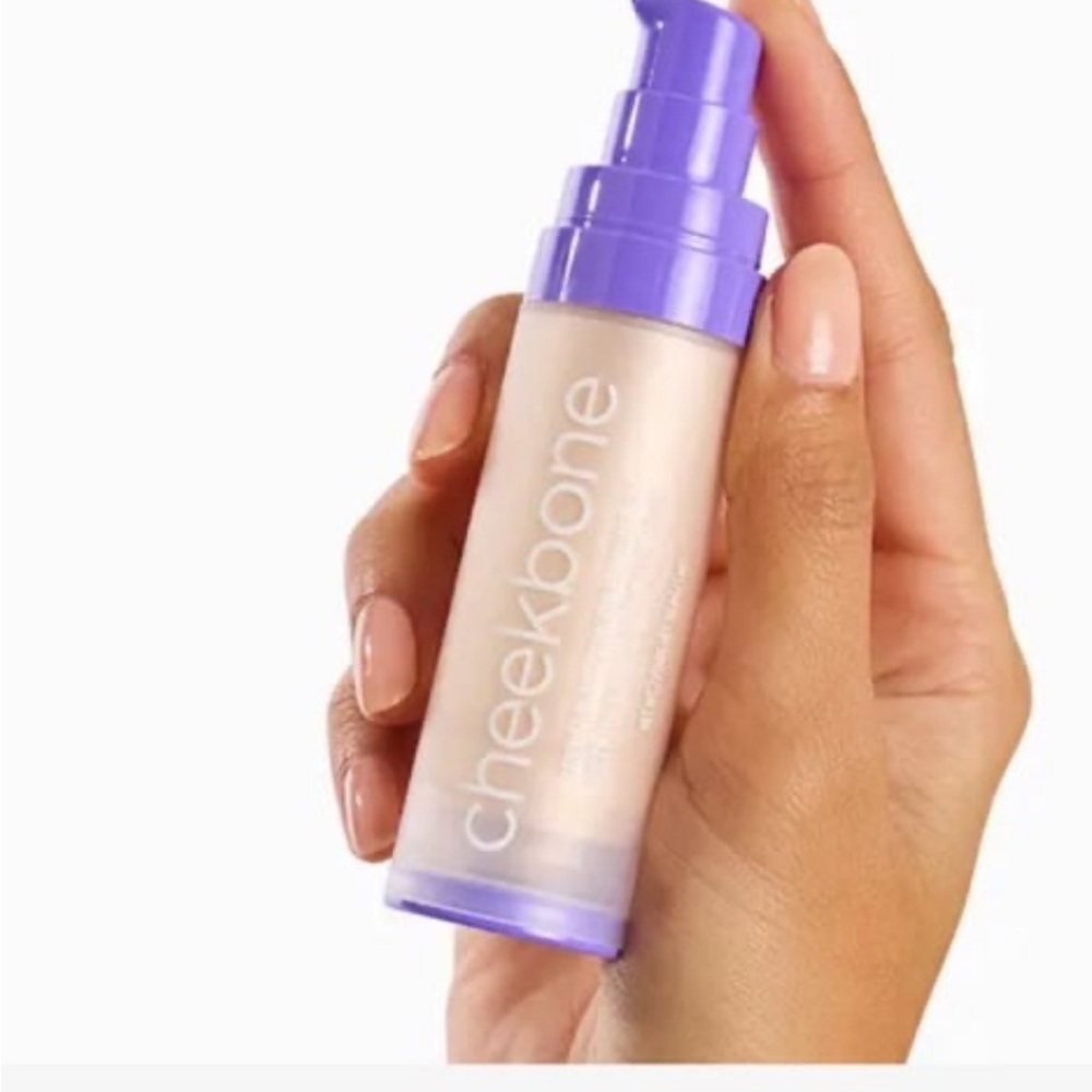 CHEEKBONE BEAUTY
Illuminating Primer Gel in Moon Dew 30ml NEW